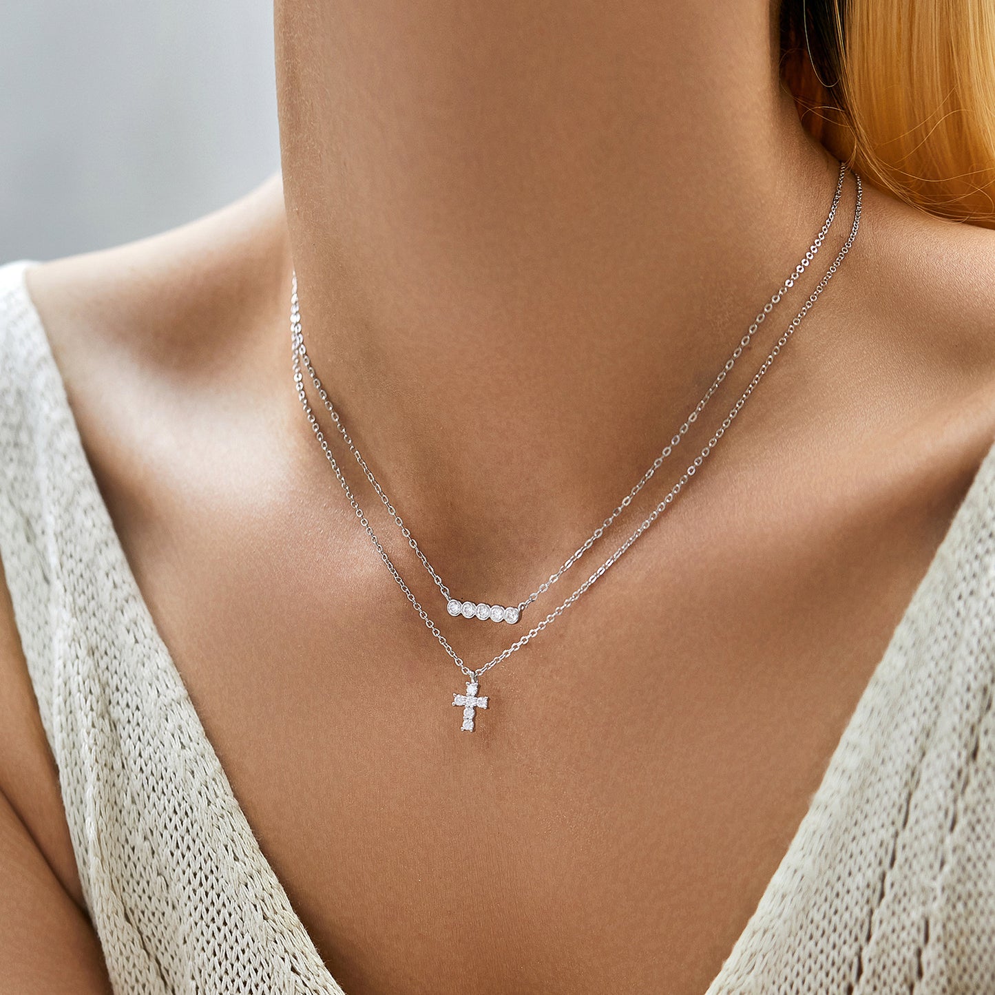 Shofia Silver Cross Pendant Necklace
